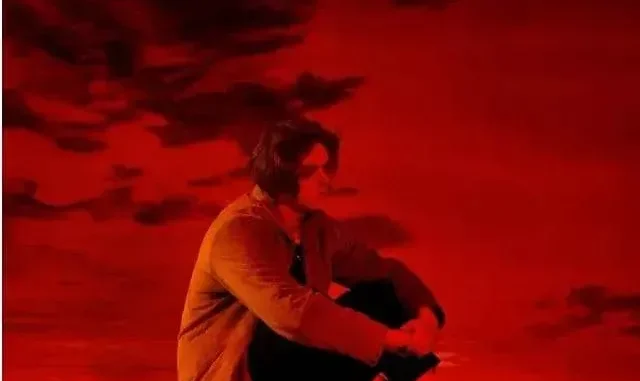 Lewis Capaldi – Someone You Loved
