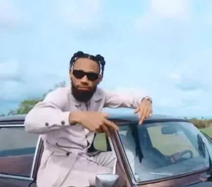 Phyno – Ask Of Me Now
