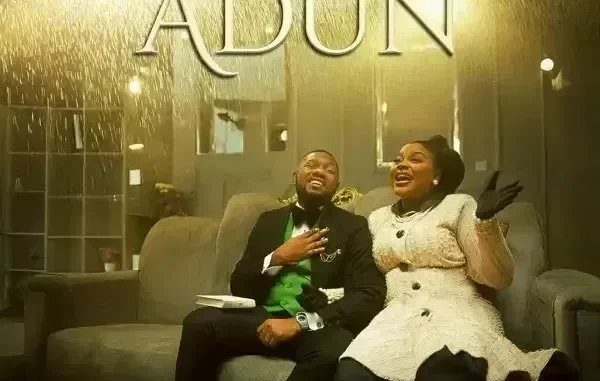 Sunmisola Agbebi & Yinka Okeleye – Adun