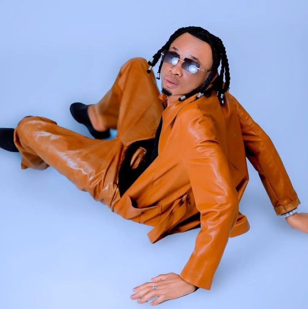 Dulla Makabila – Dakika Moja