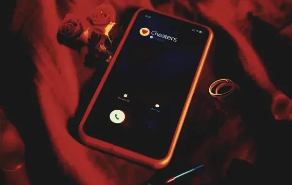 JPHIL & Multiszn – Cheaters Mp3 Download