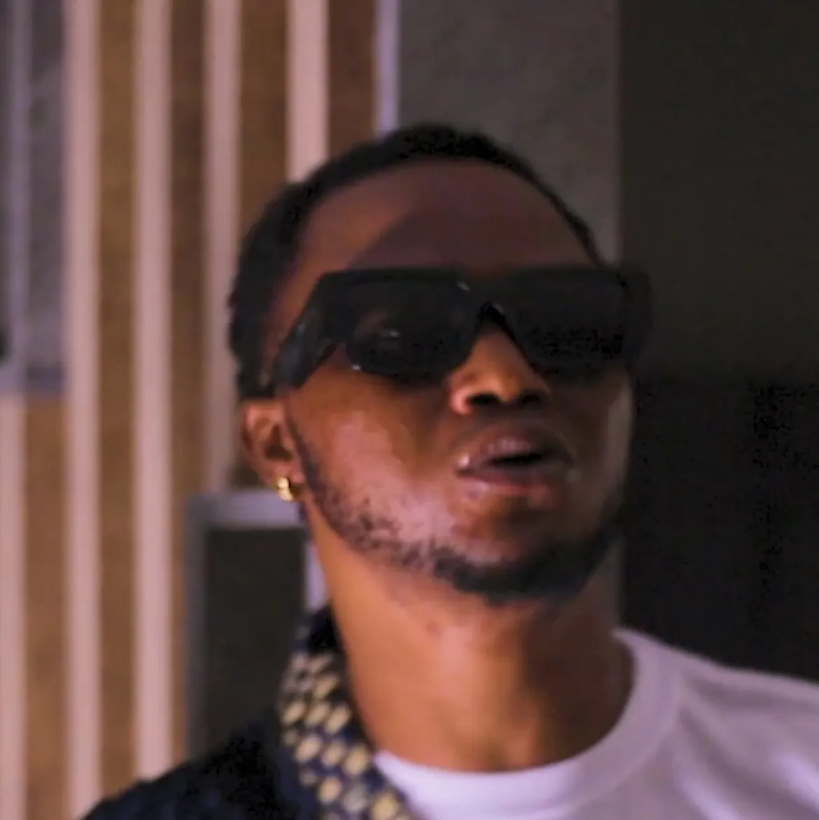 Yung Effissy – Horla Mompha Mp3 Download