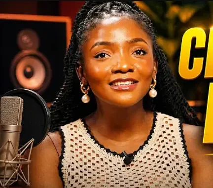 Roxanne McClain – Asambe Siyodansa Manje Mp3 Download