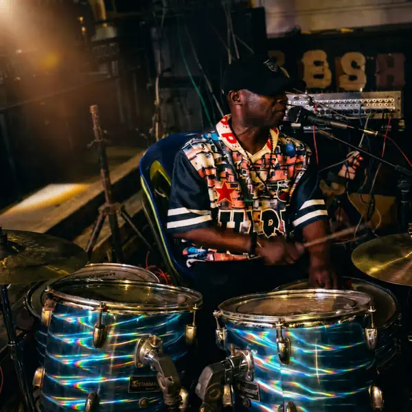 Egwundu – DeCity Mad Ova You (Live) Download Mp3